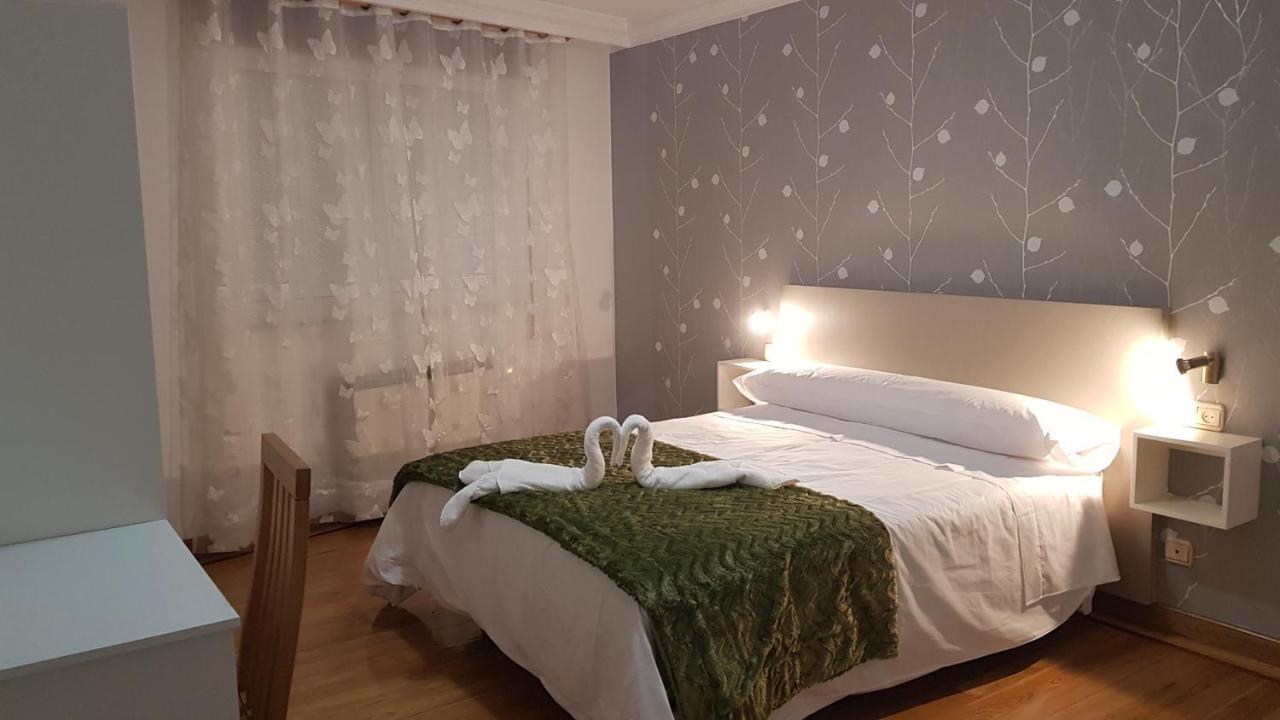 Apartamentos Shalom Ribadeo Exterior foto